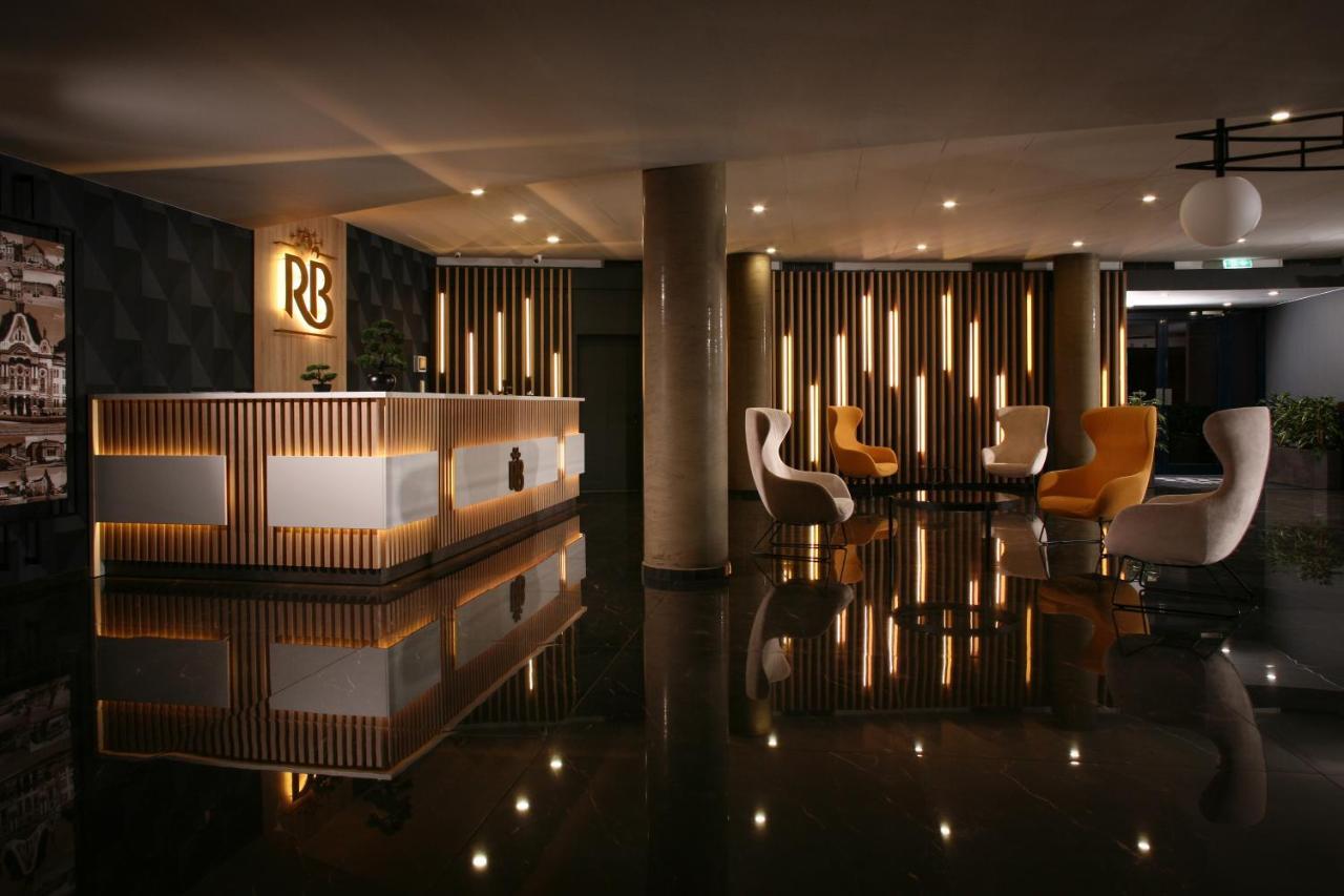 Reghina Blue 4*