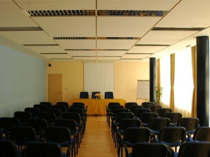 Hotel Reghina Blue Timişoara
